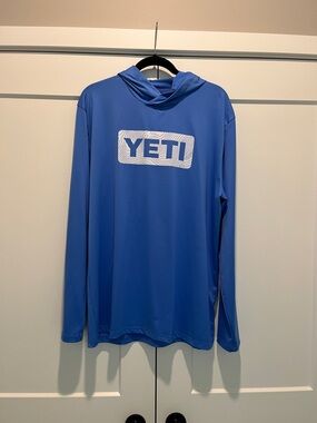 Yeti Mens Blue Hooded Sunshirt